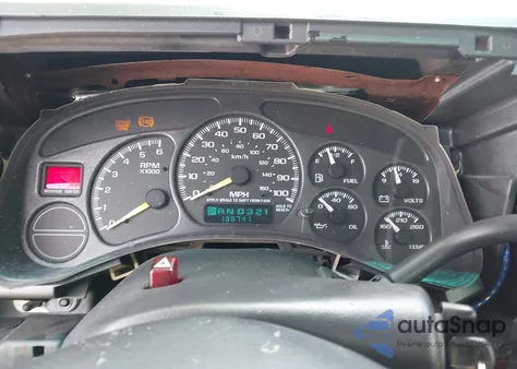 2001 Chevrolet Silverado 1500 из США, поврежденный, VIN 1GCEC14WX1Z134240